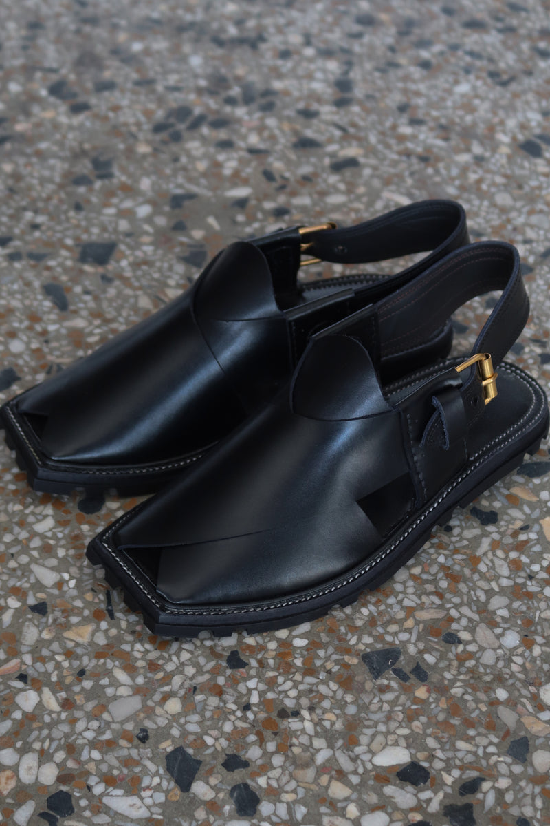 Classic Black Leather Peshawari Chawat | Premium Elegance - My Store